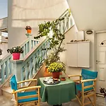 Dionysis Hotel