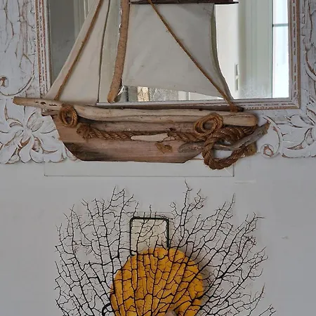 Otel Dionysis Adamantas (Milos)