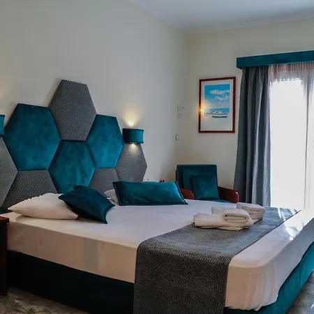 Dionysis アダマス