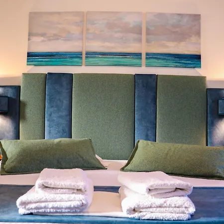 Dionysis Hotel 2*