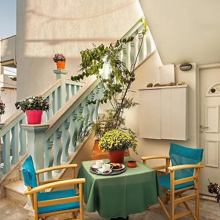 Dionysis Hotel 2*