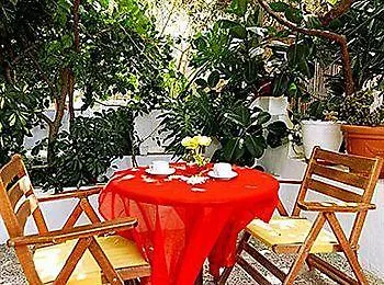 Hotel Dionysis 2*