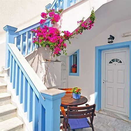 Dionysis 2* Adamantas (Milos)