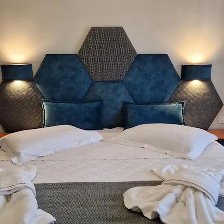 Dionysis 2* アダマス