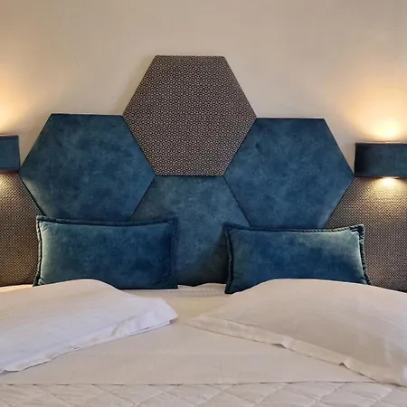 Dionysis Hotel 2*