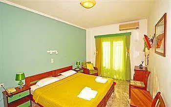Dionysis Hotel 2*