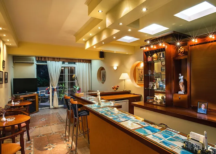 Dionysis アダマス