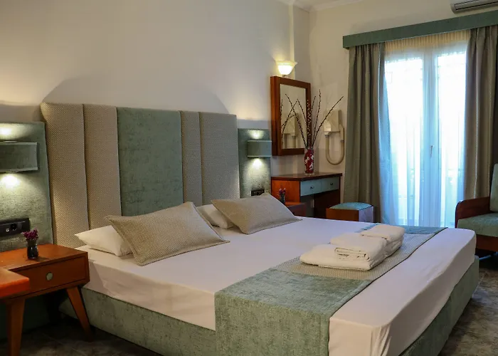 ホテル Dionysis 2*